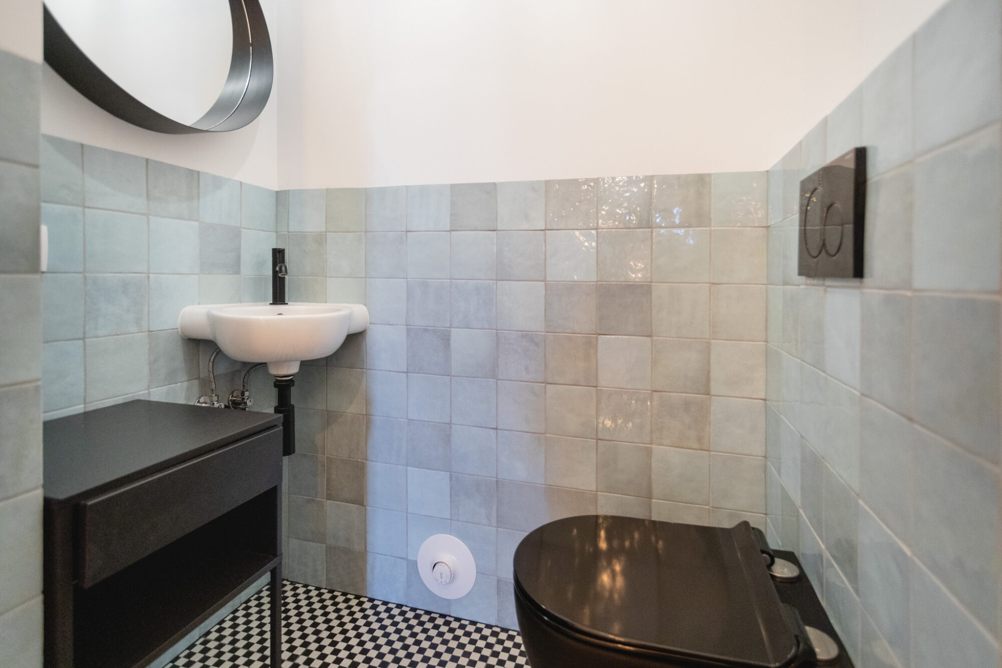 Przestronny apartament z tarasem na dachu