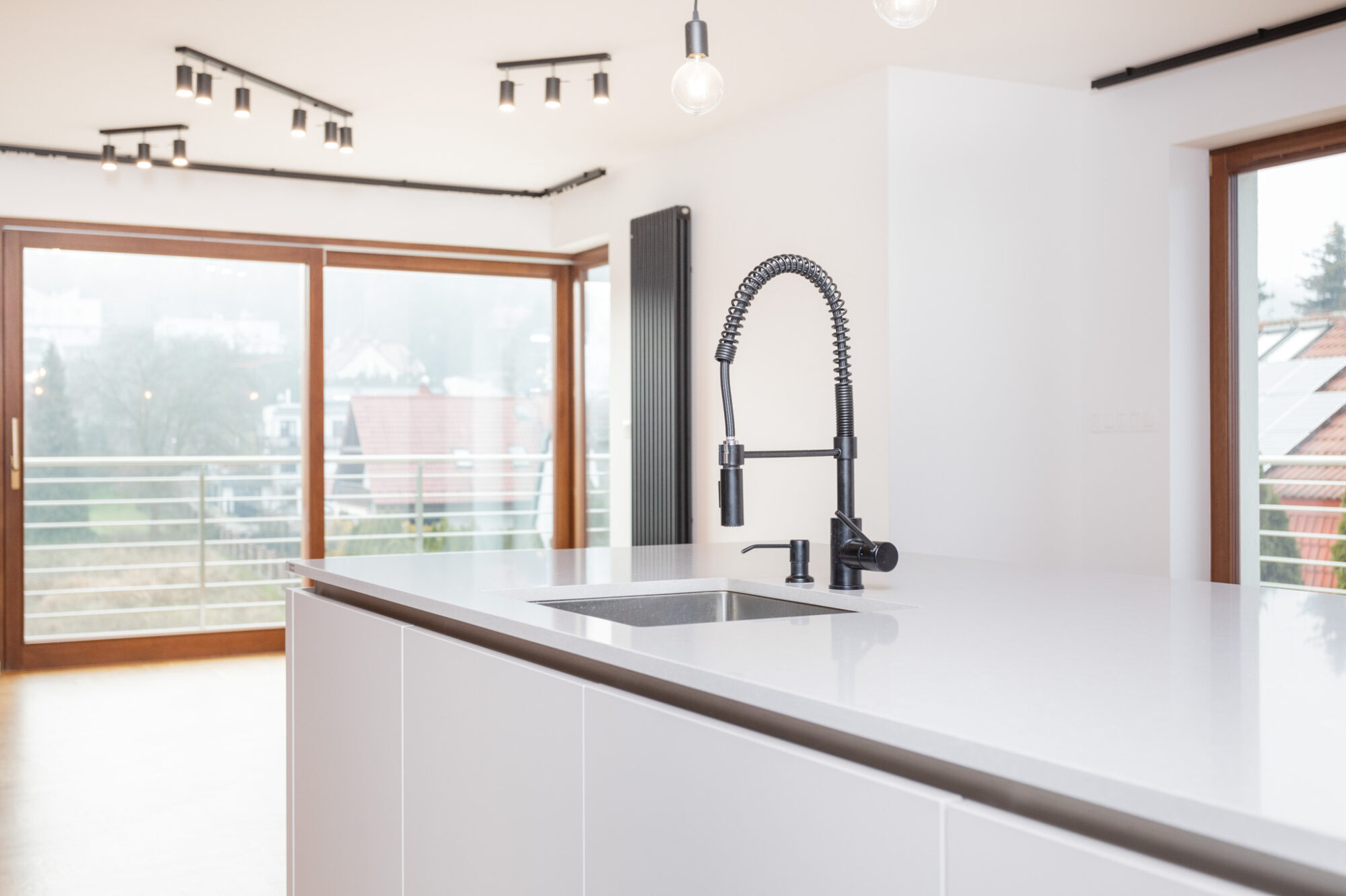 Przestronny apartament z tarasem na dachu