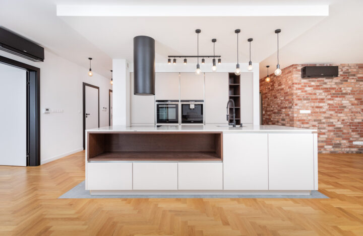Przestronny apartament z tarasem na dachu