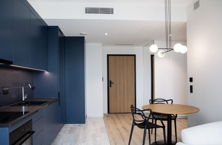 Luxury Apartment | Towarowa Towers!