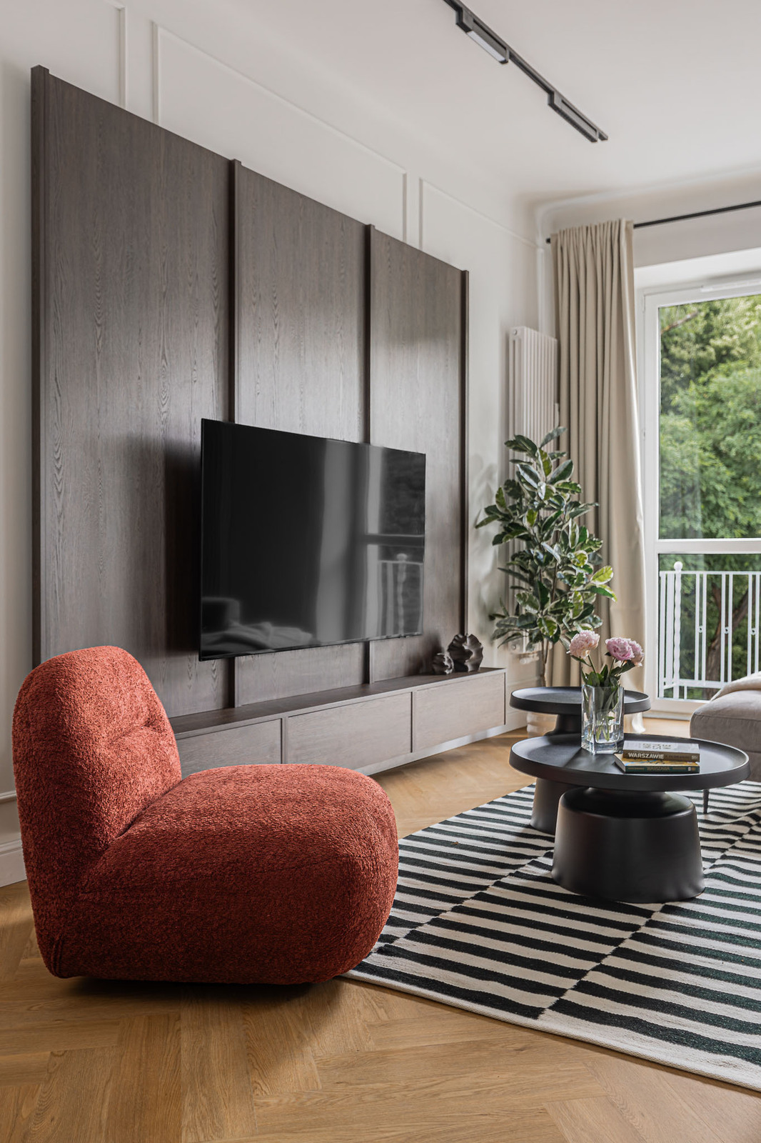 Designer Apartment in the Heart of Warsaw