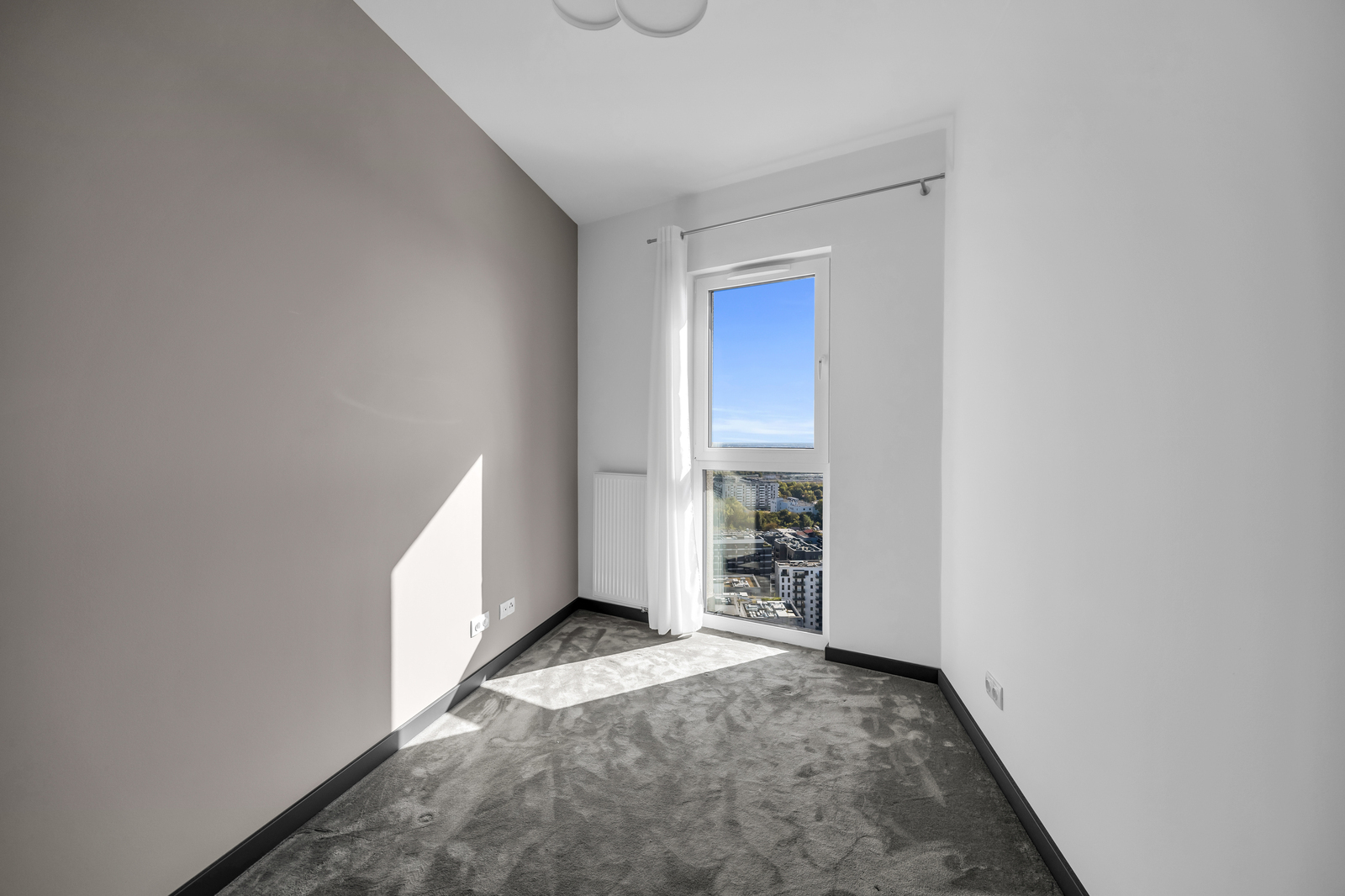 Apartament z Panoramą Miasta | 24 Piętro | Wola