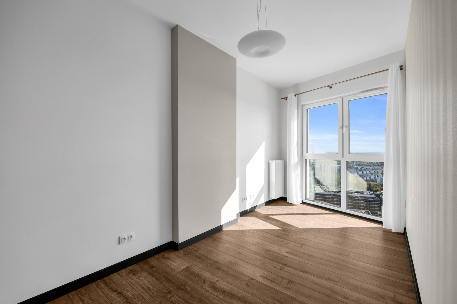 Apartament z Panoramą Miasta | 24 Piętro | Wola