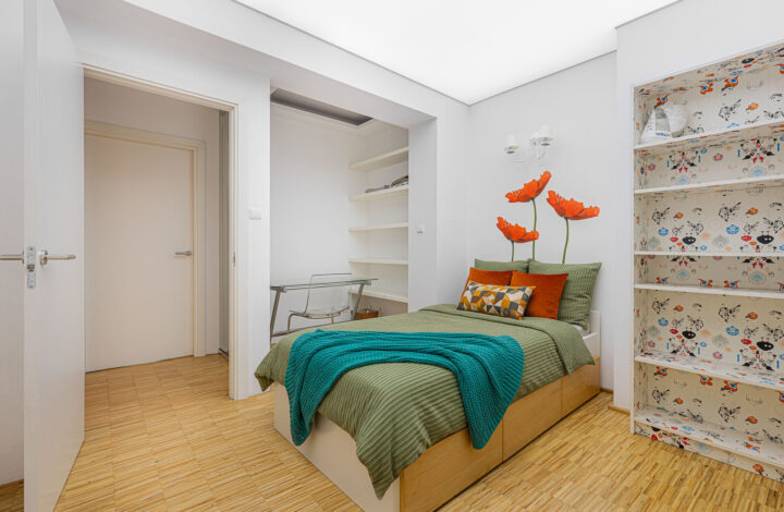 Charming Apartment | 70 m² | Muranów