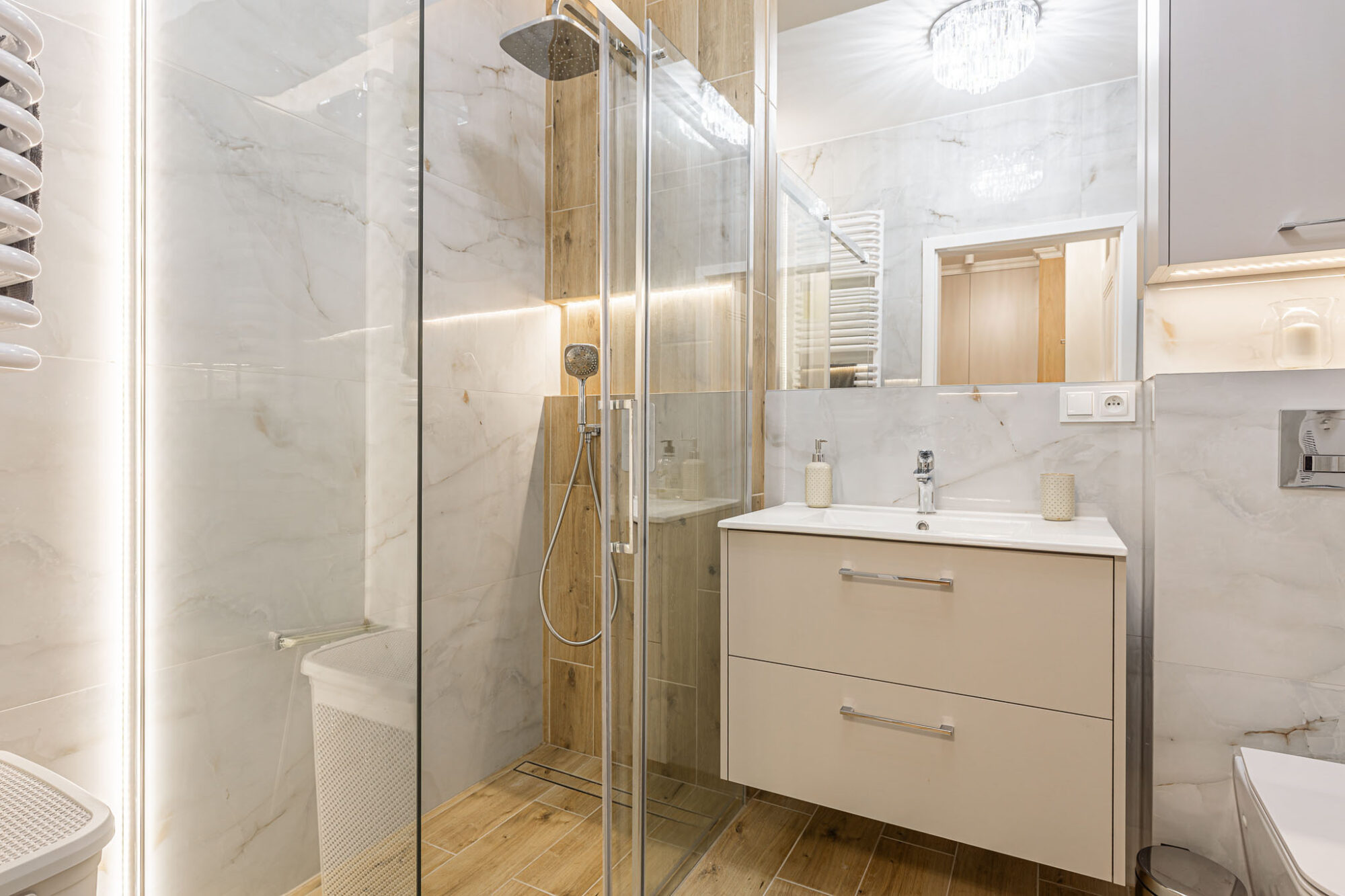 Apartment in Chmielna Duo – the heart of Warsaw