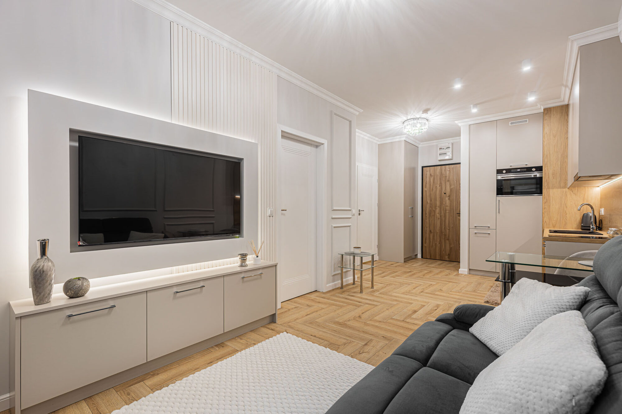 Apartment in Chmielna Duo – the heart of Warsaw