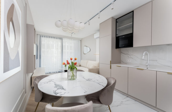 Jasny apartament w Młynach Mogilska!