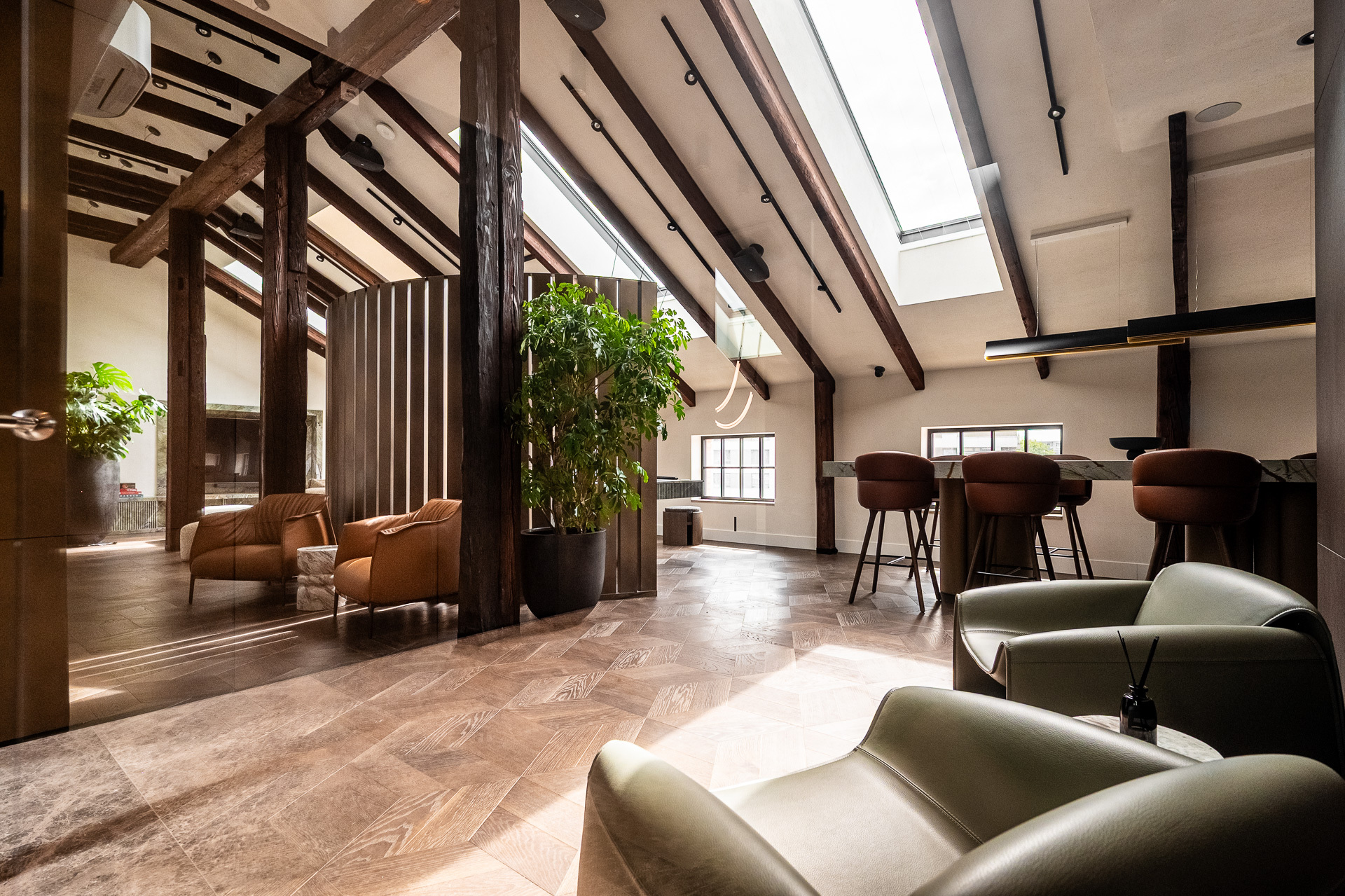Apartment in the luxurious Noho development!