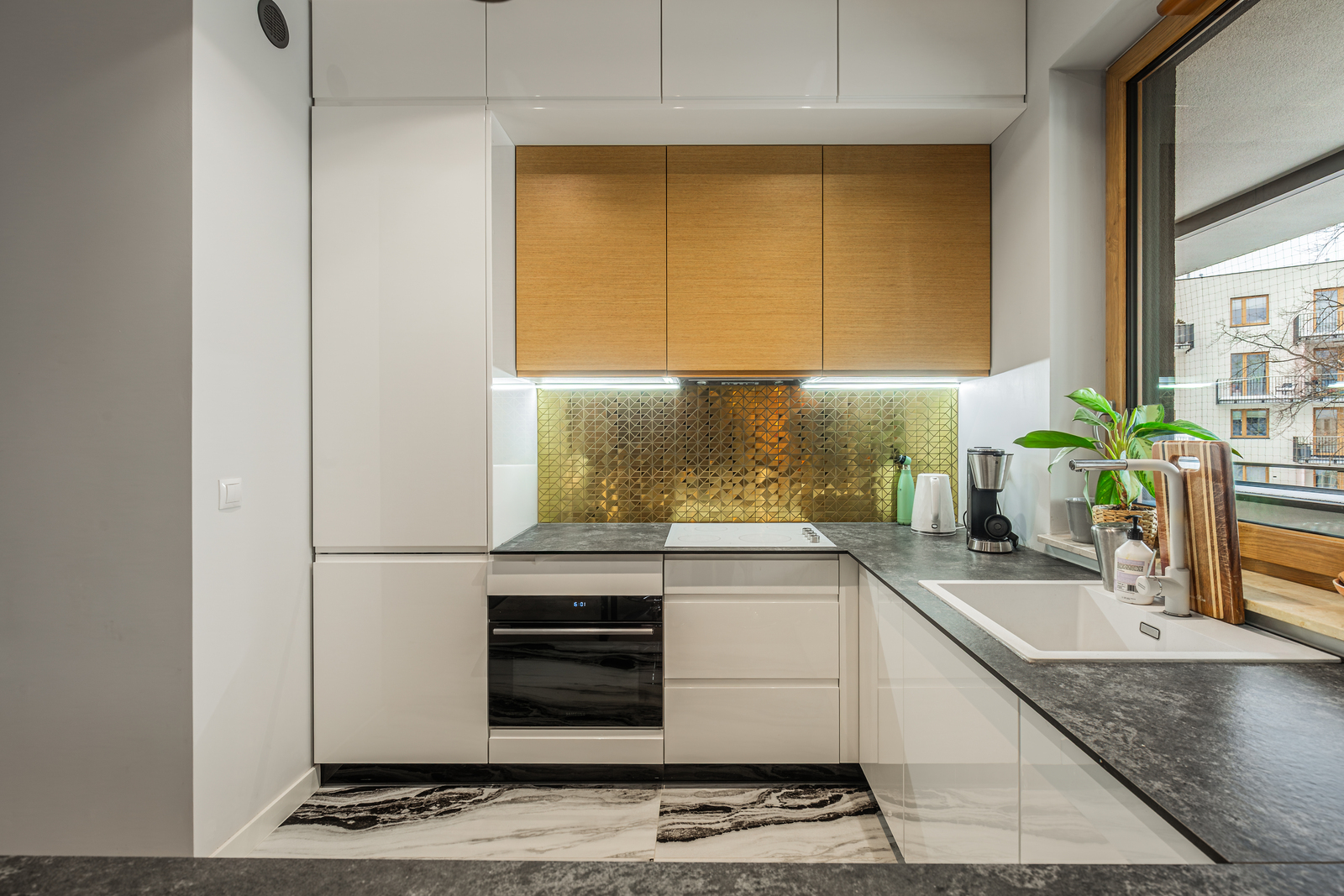 Komfortowy apartament z loggią i balkonem!