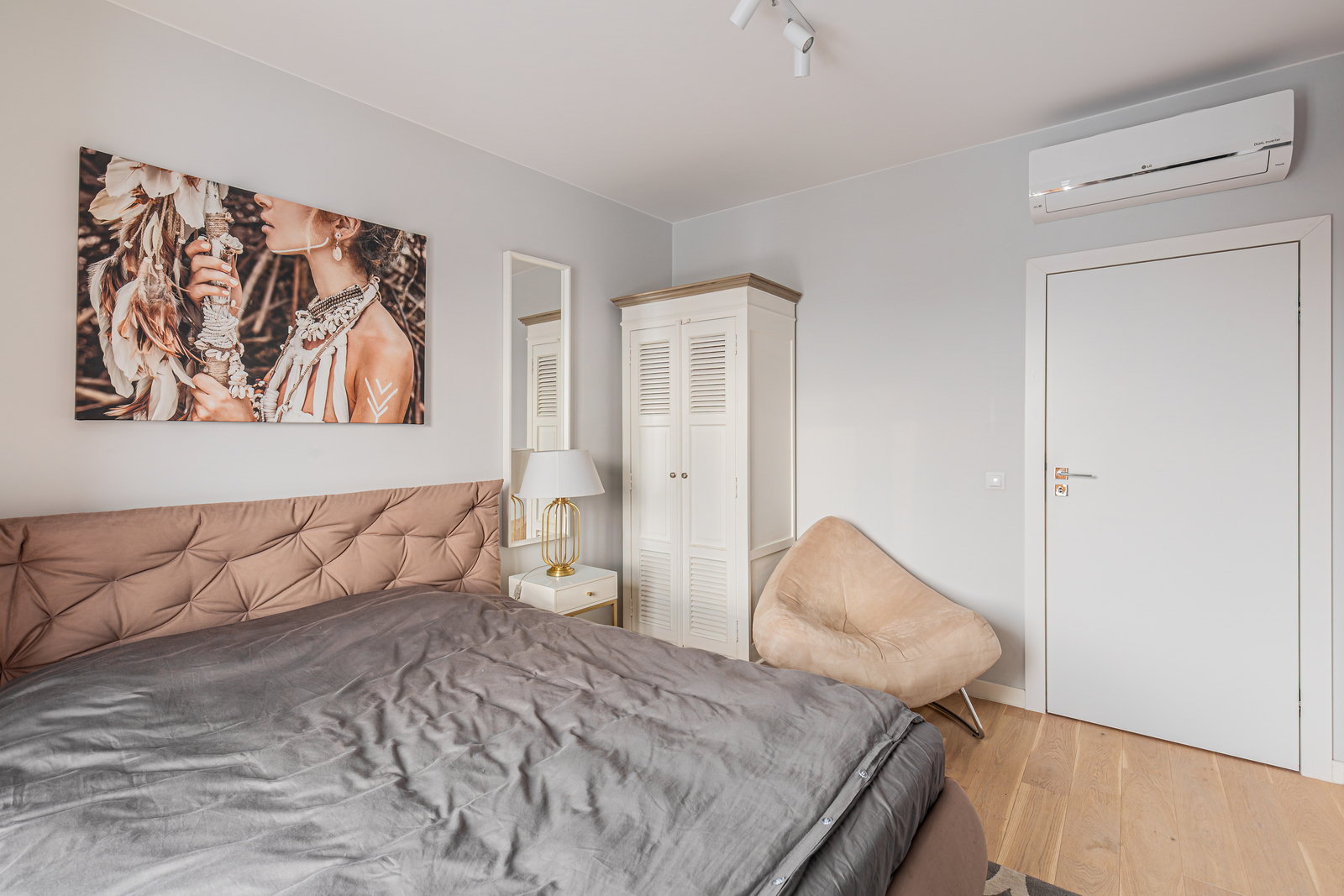 Komfortowy apartament z loggią i balkonem!