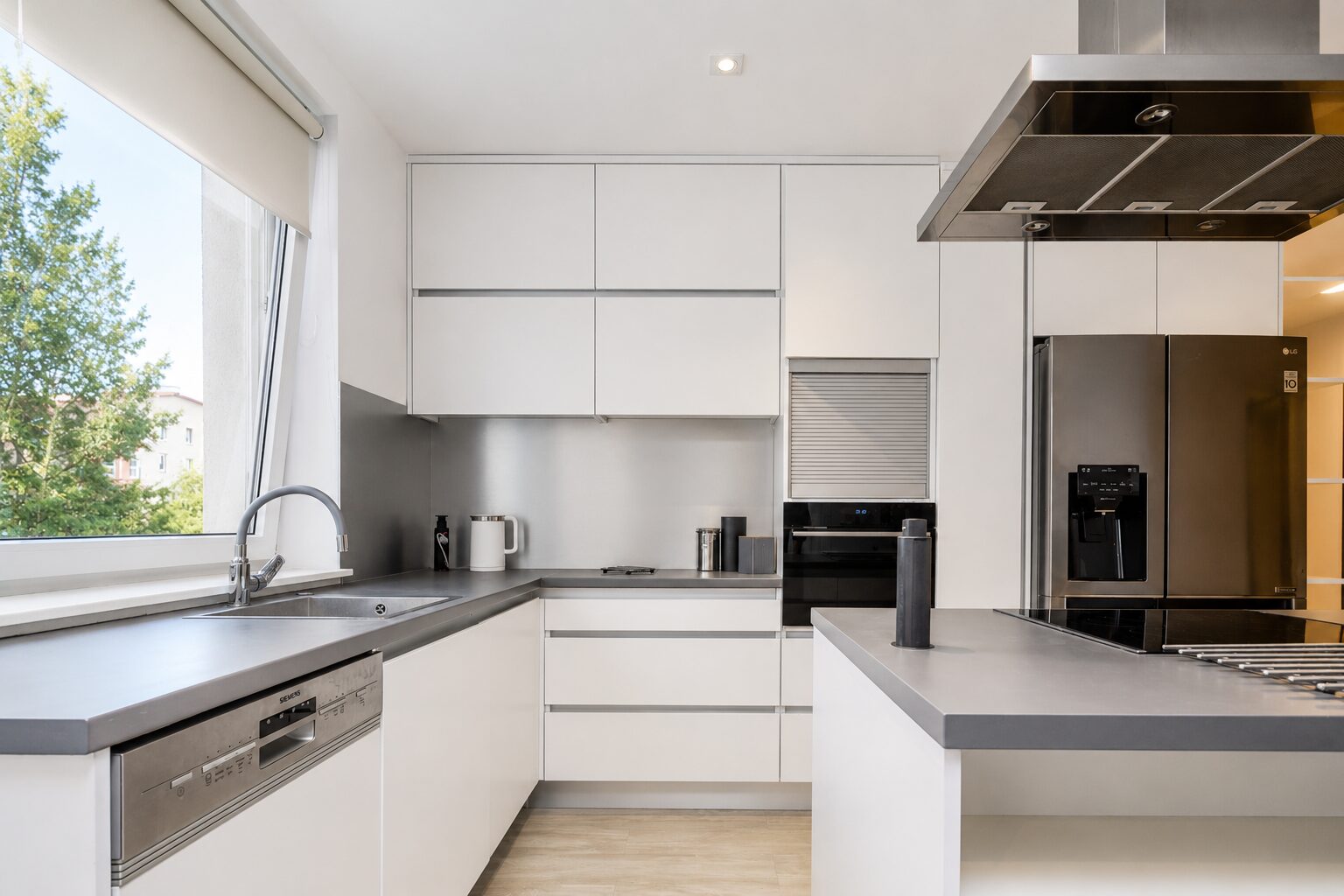 Przestronny apartament z 2 balkonami | Żabiniec