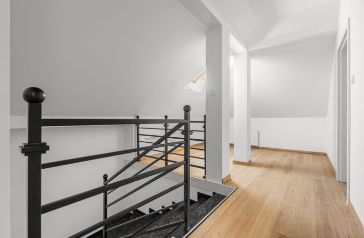 Modern 250 m² House | 7 Rooms | Sadyba