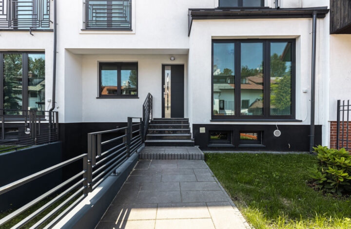 Modern 250 m² House | 7 Rooms | Sadyba