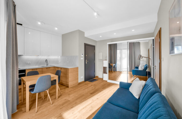 Apartment with a loggia in a luxury developmet!