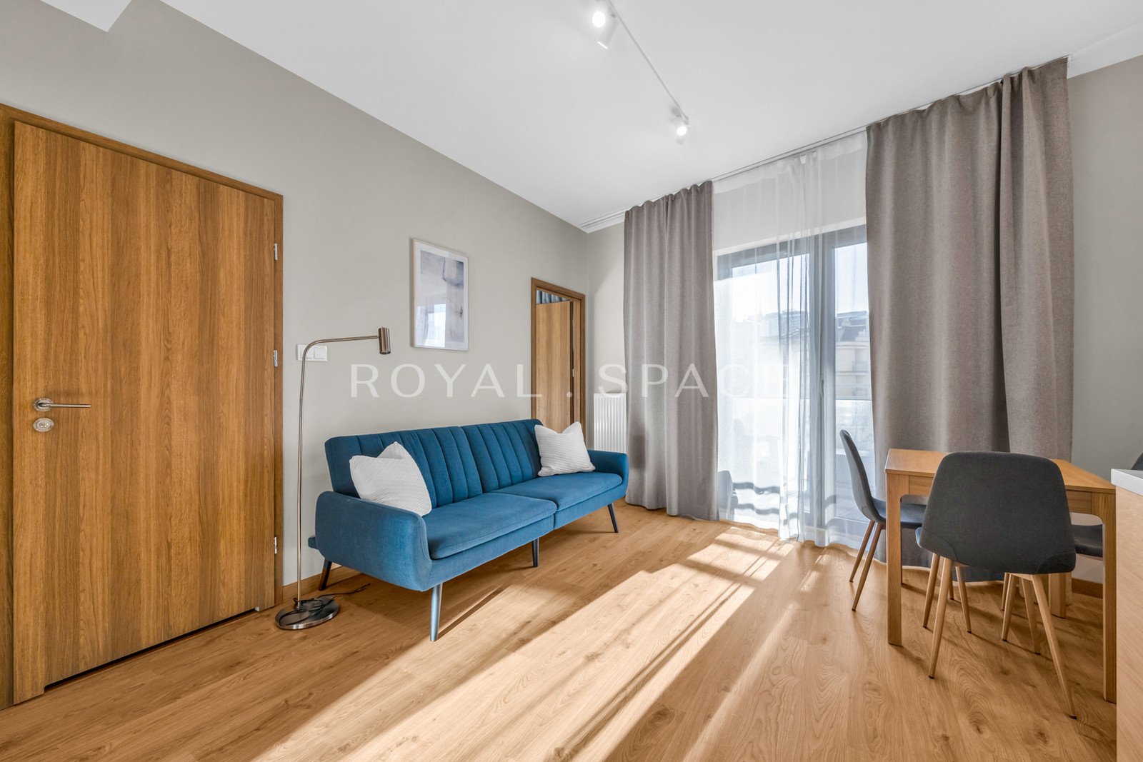 Apartment with a loggia in a luxury developmet!