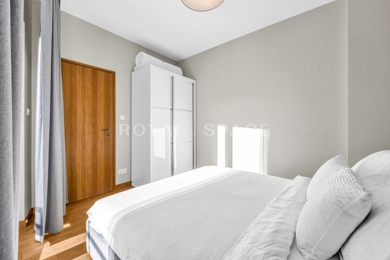 Apartment with a loggia in a luxury developmet!