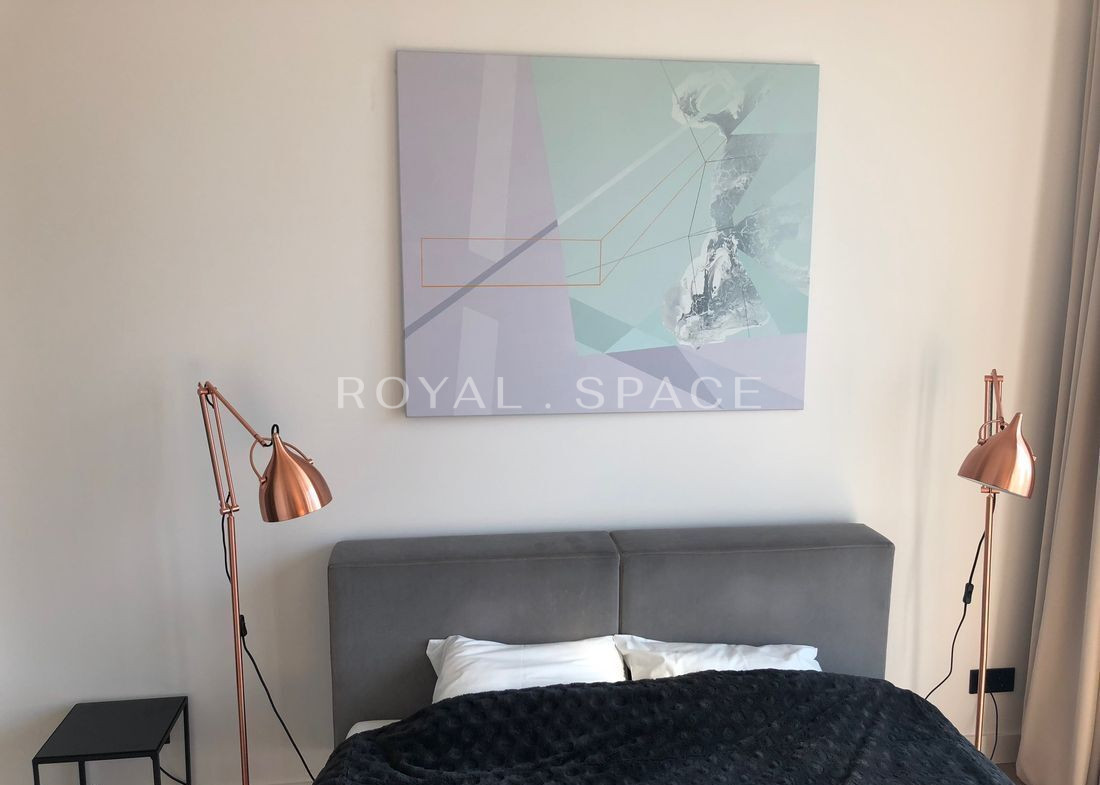 Cosmopolitan – 31st Floor Luxury Apartment