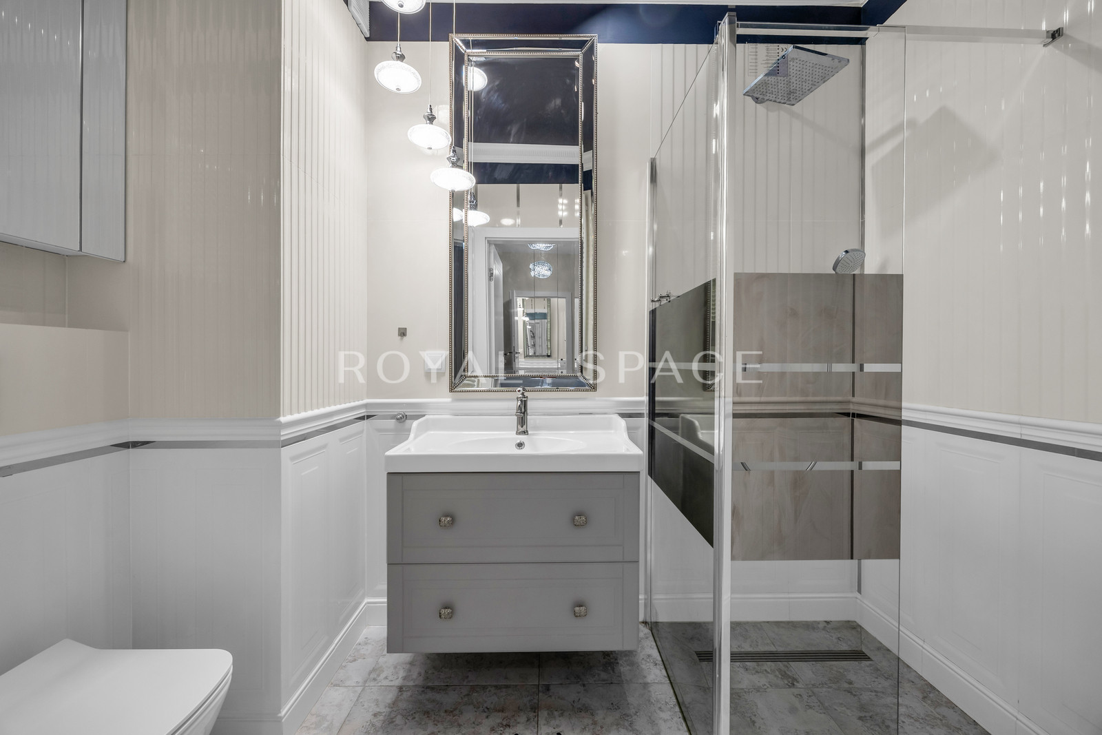 Amazing apartment in Mennica Residence