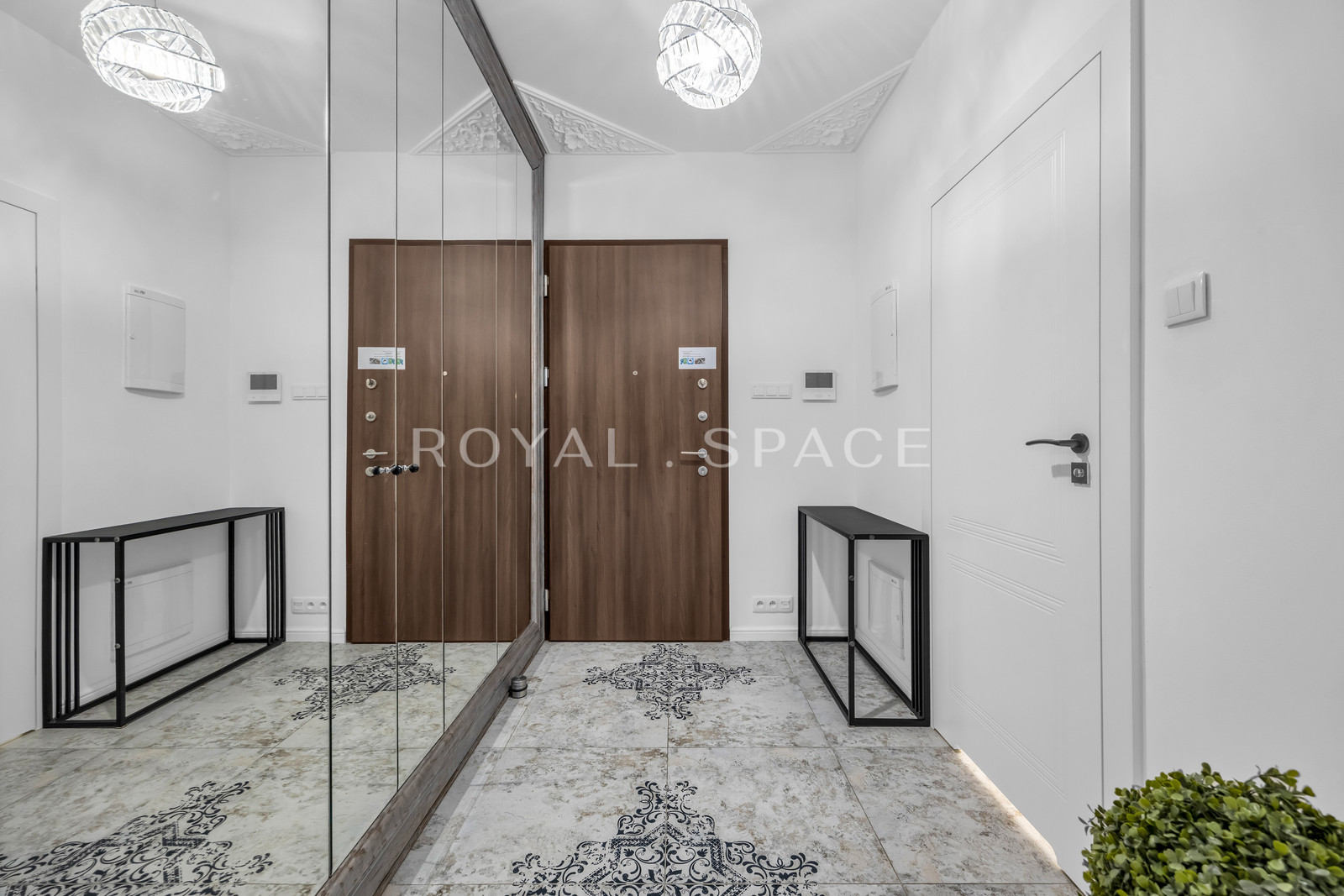 Amazing apartment in Mennica Residence