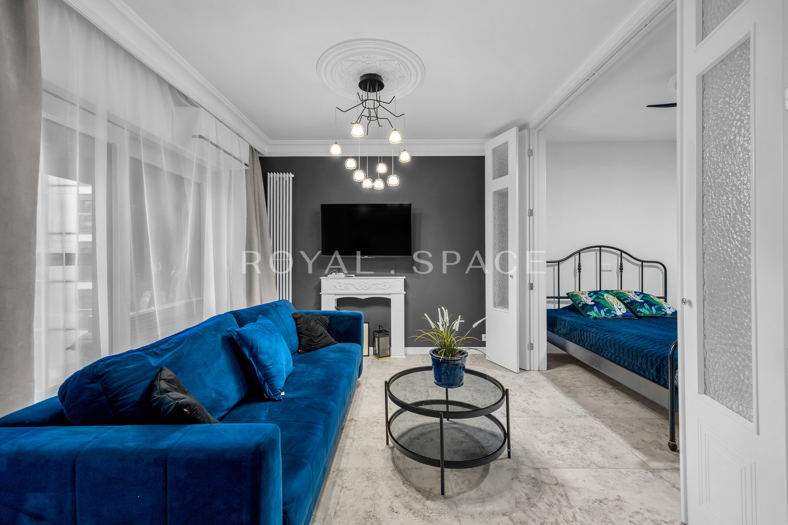 Amazing apartment in Mennica Residence