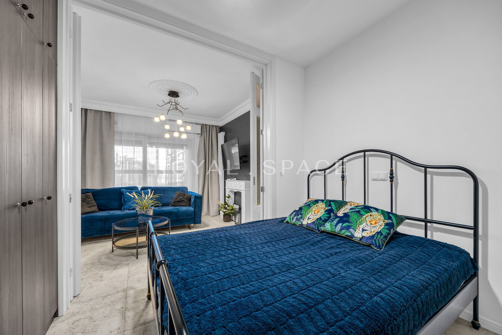 Amazing apartment in Mennica Residence