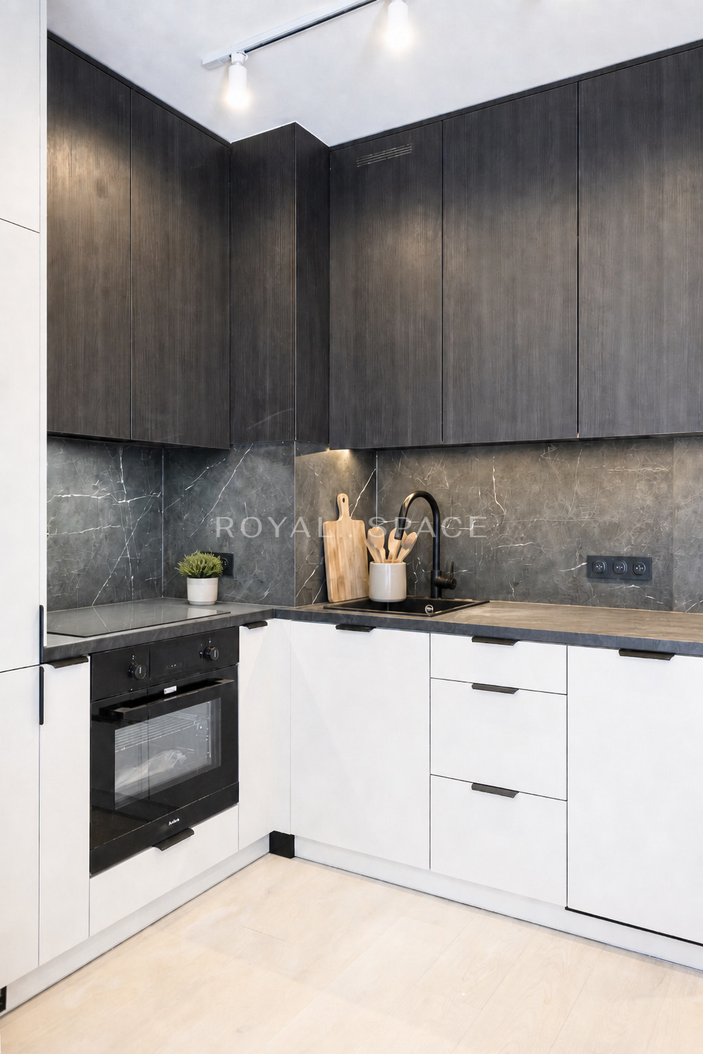 Modern Studio by the Park | BELG