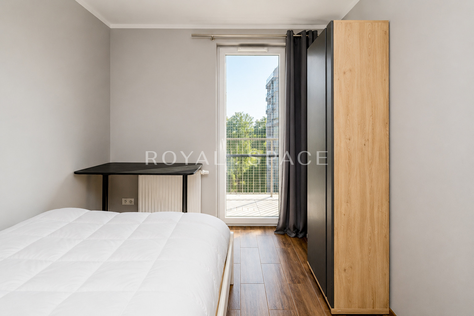 Modern Apartment in the City Centre