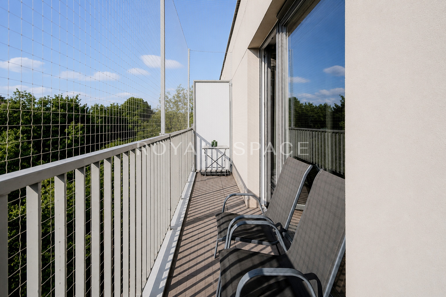 Modern Apartment in the City Centre