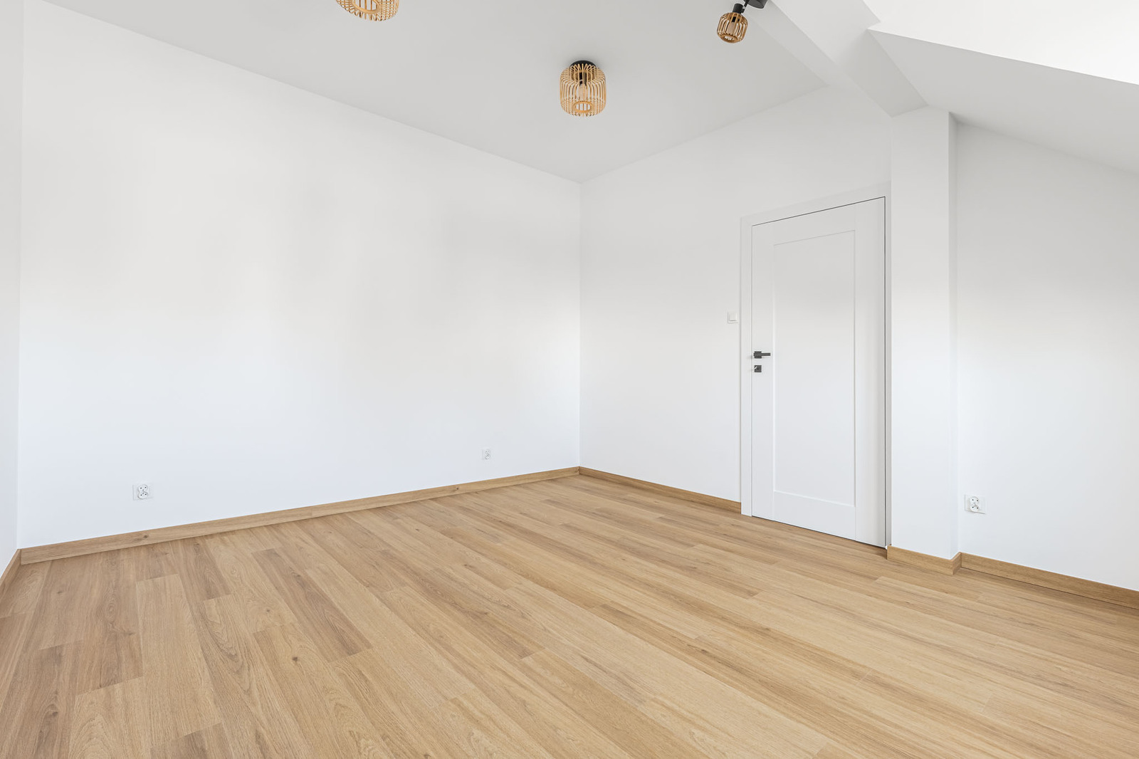 Modern 250 m² House | 7 Rooms | Sadyba