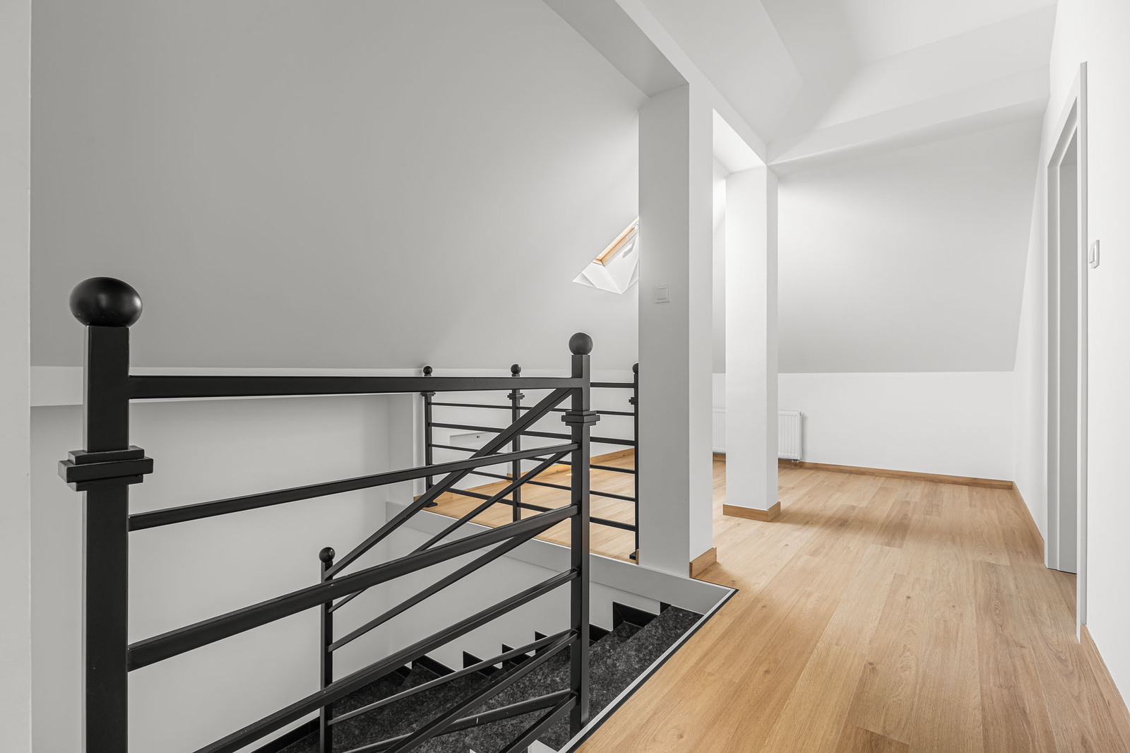 Modern 250 m² House | 7 Rooms | Sadyba
