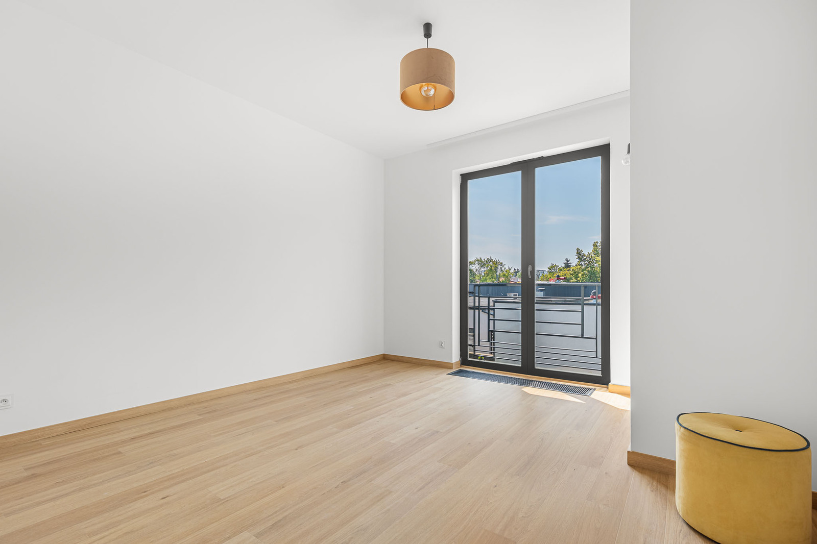 Modern 250 m² House | 7 Rooms | Sadyba