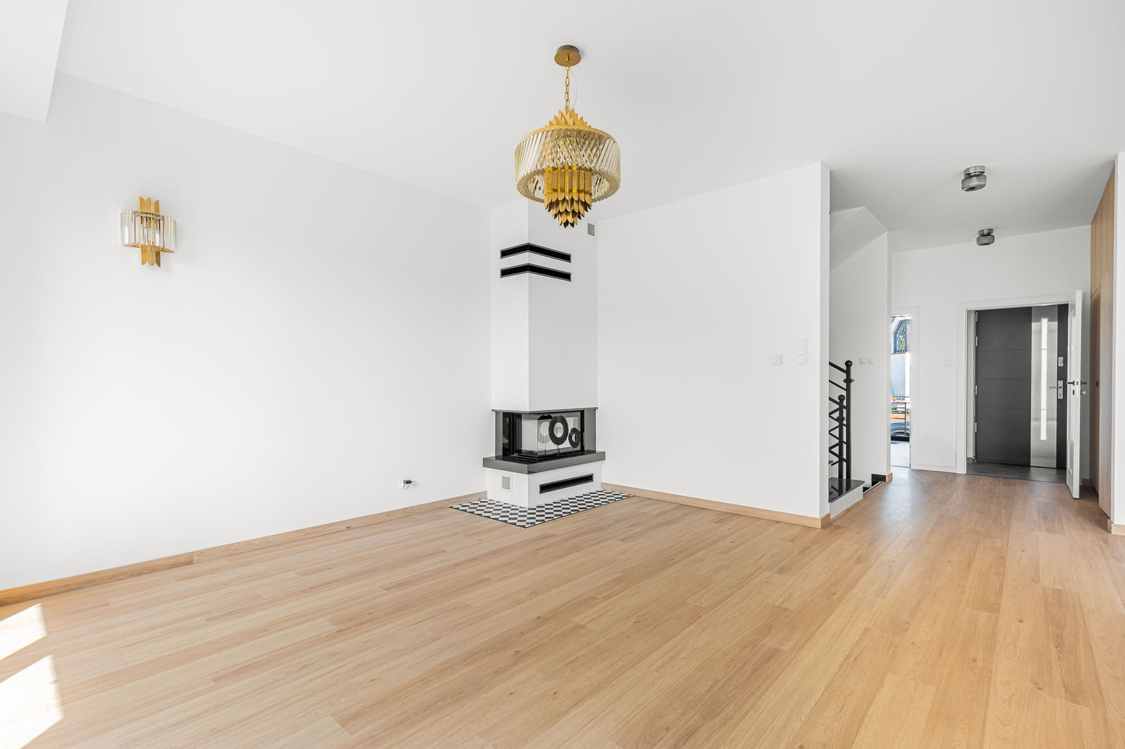 Modern 250 m² House | 7 Rooms | Sadyba