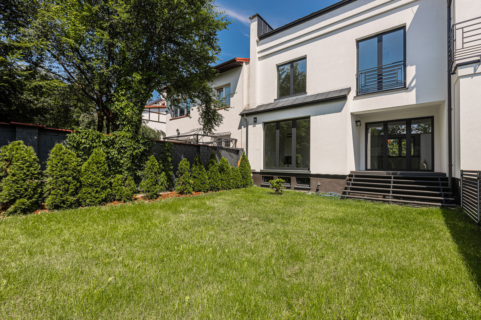 Modern 250 m² House | 7 Rooms | Sadyba