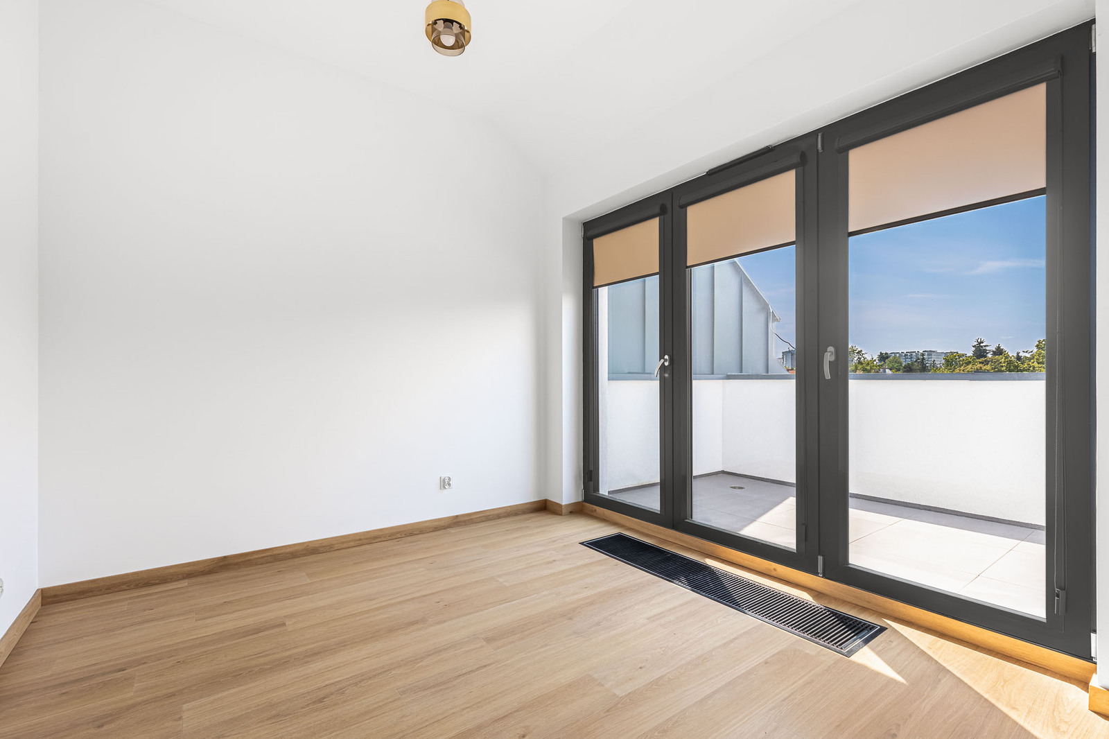 Modern 250 m² House | 7 Rooms | Sadyba