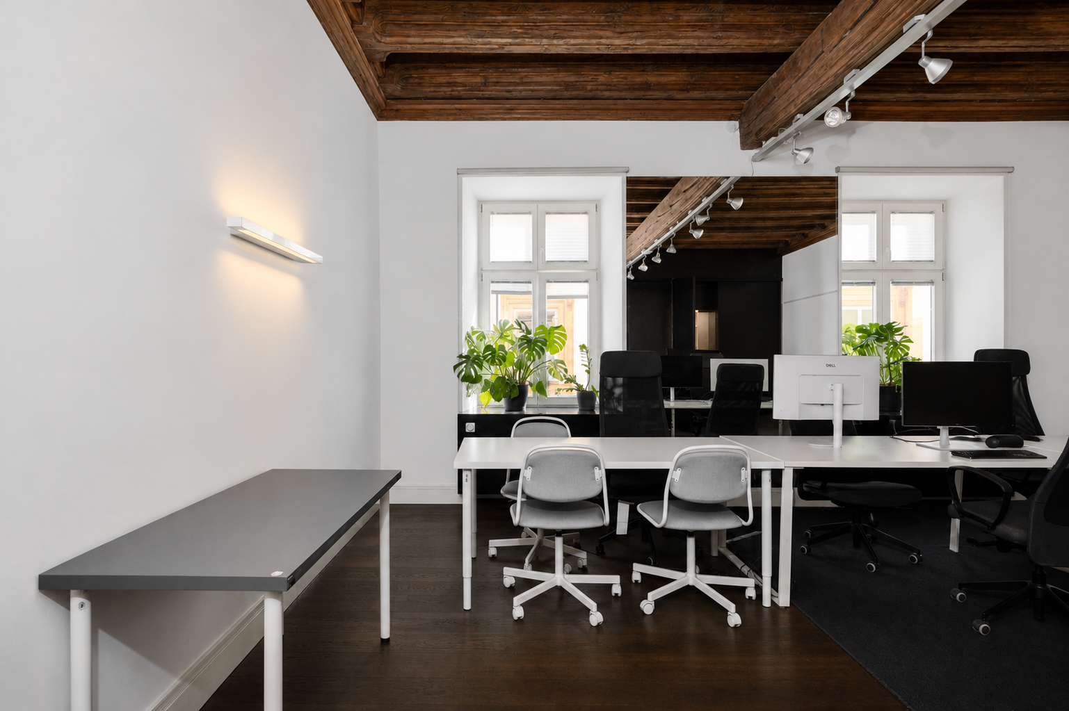 Apartment by the Main Square | St. Thomas St.