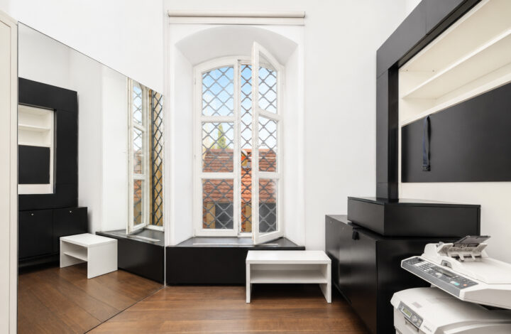 Apartment by the Main Square | St. Thomas St.
