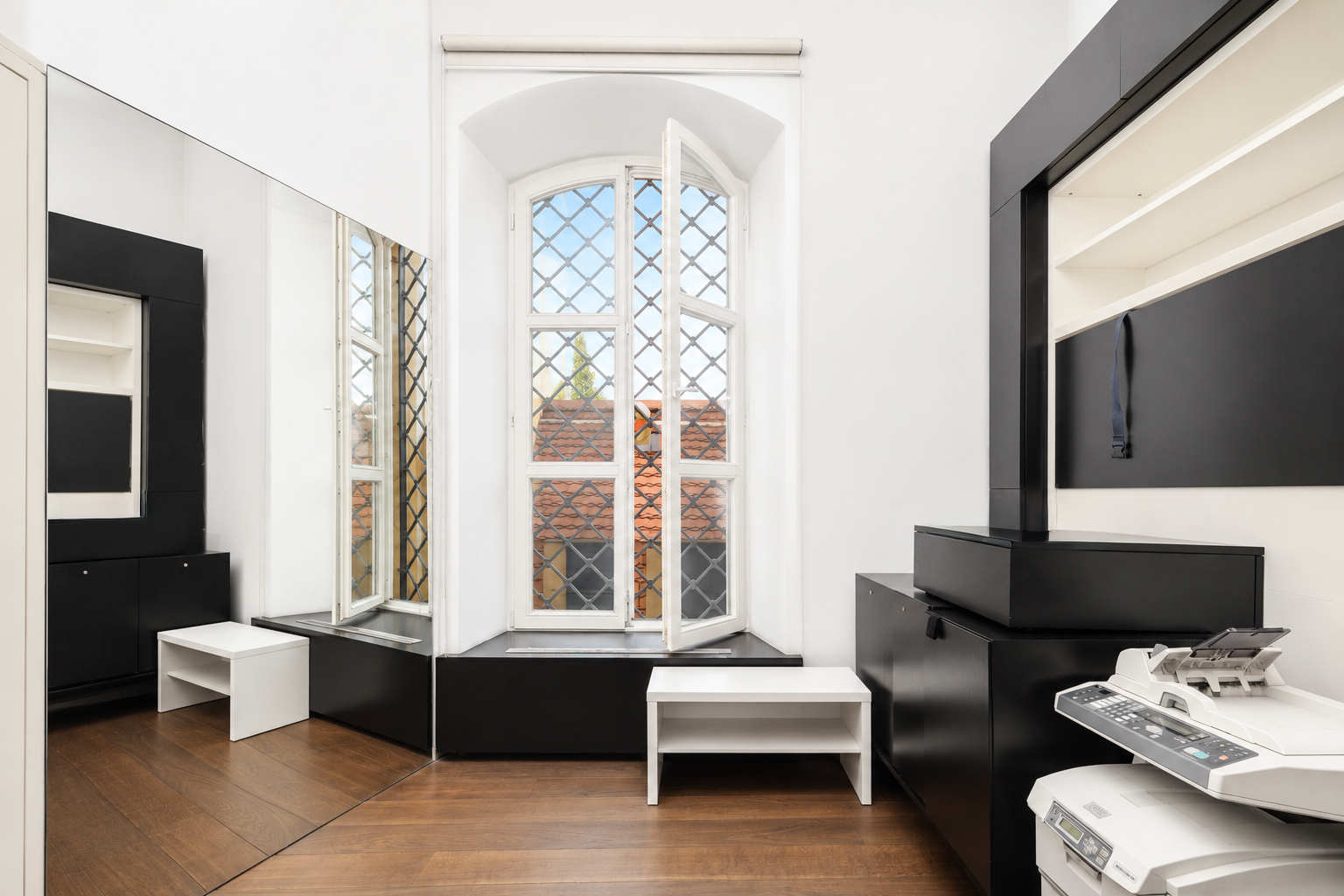 Apartment by the Main Square | St. Thomas St.