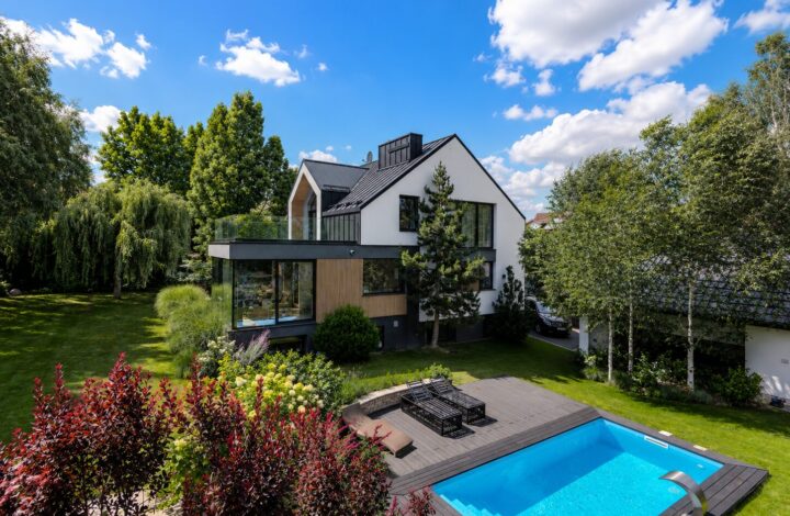 Luxury House with Pool | Mogilany