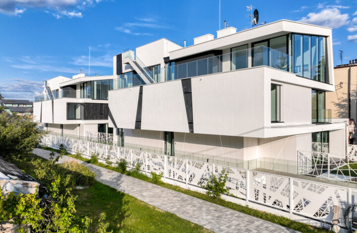 Ексклюзивна квартира з садом | Rumiana House II