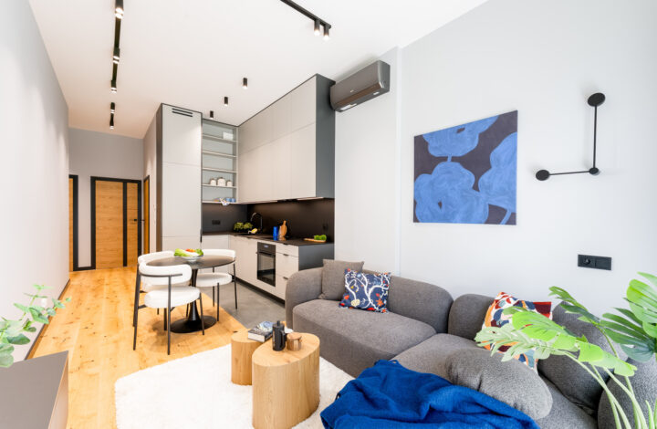 Stylish Apartment with Private Gardens | NOHO