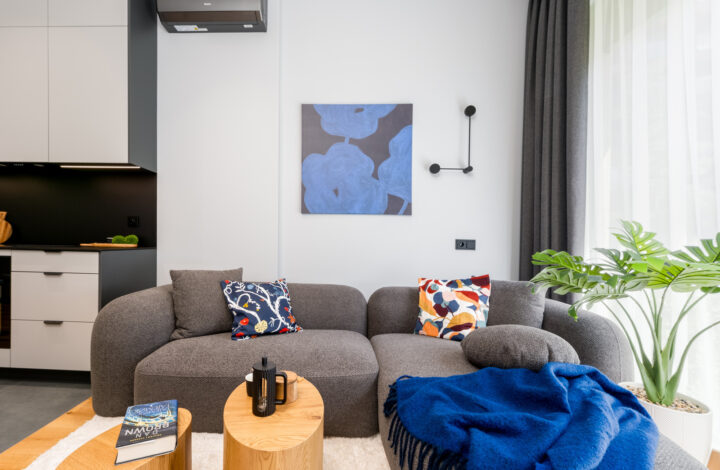 Stylish Apartment with Private Gardens | NOHO