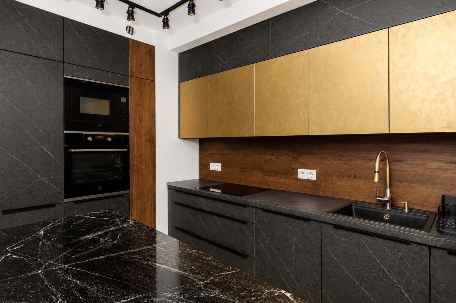 Modern Apartment | Lwowska 10