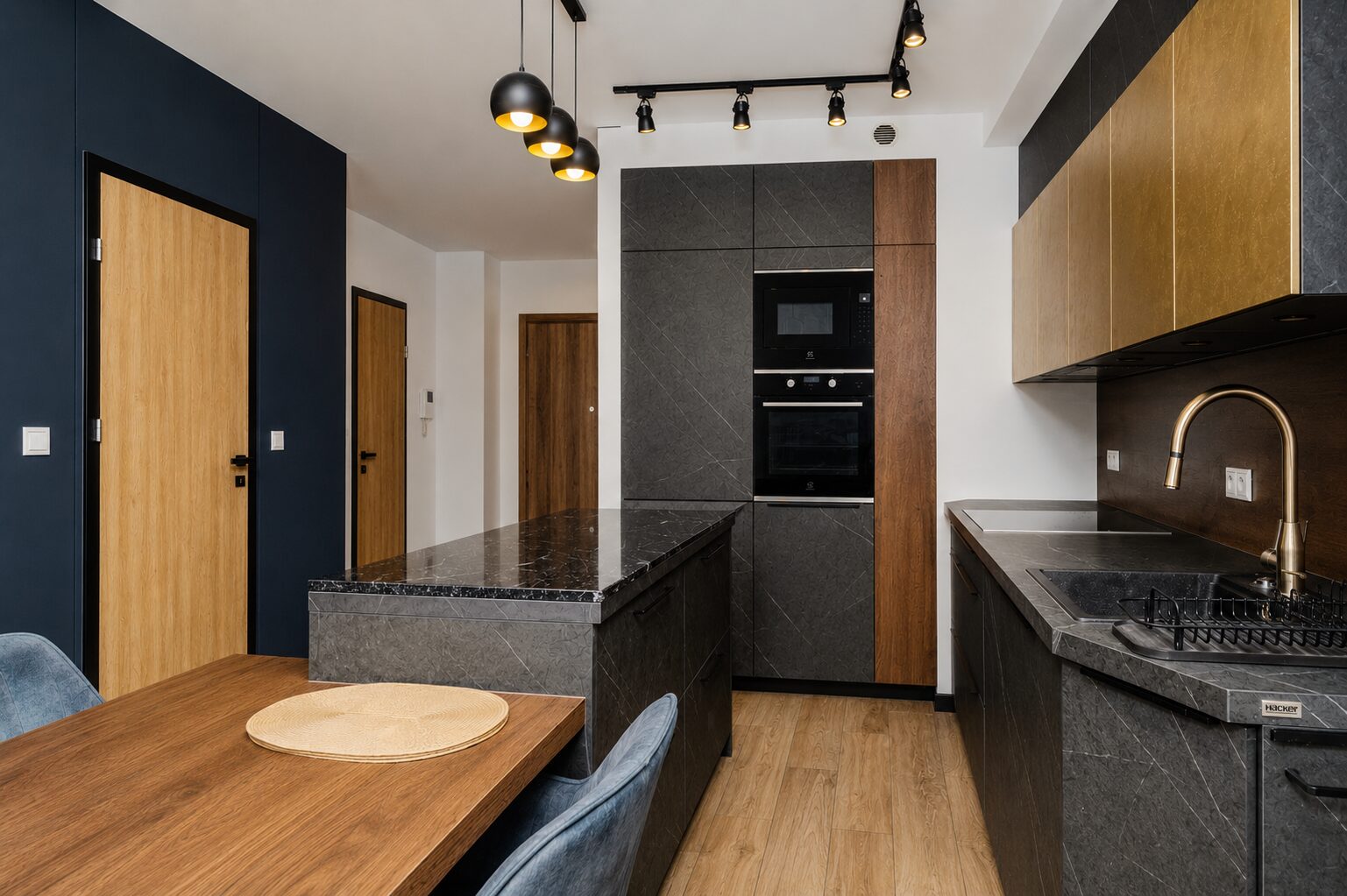 Modern Apartment | Lwowska 10