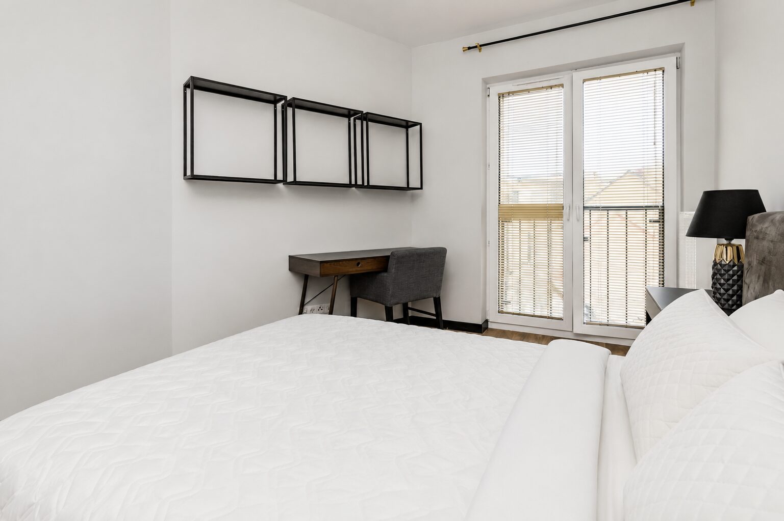 Modern Apartment | Lwowska 10