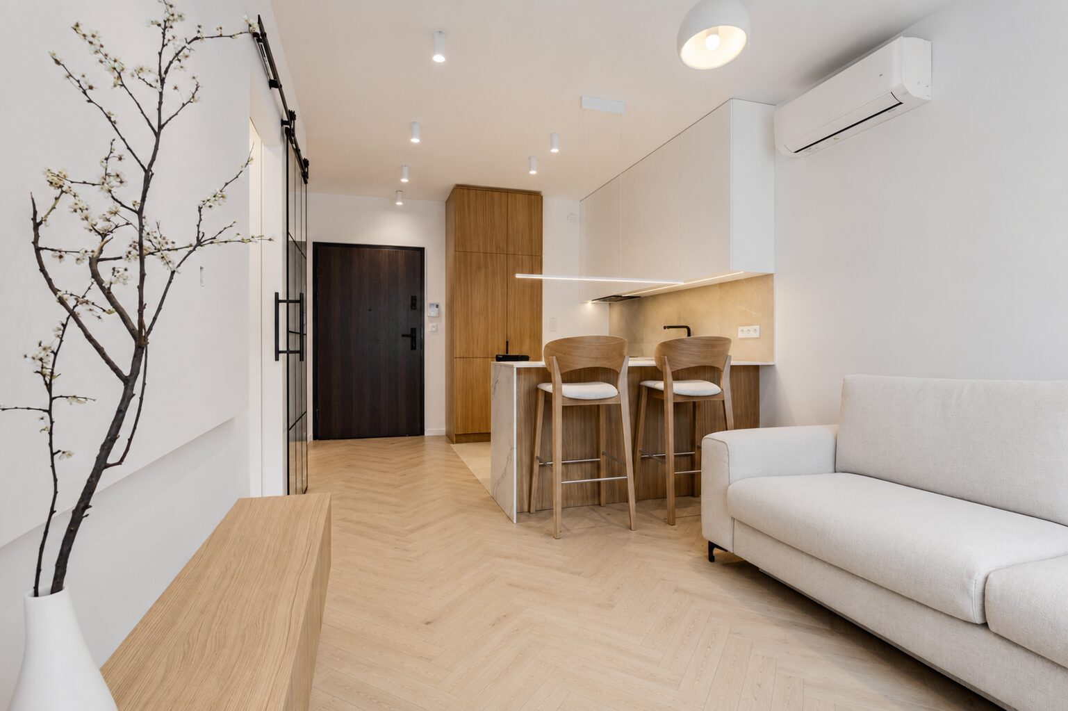 Nowoczesne 2 pokoje z garażem, 35 m², 2025 r.
