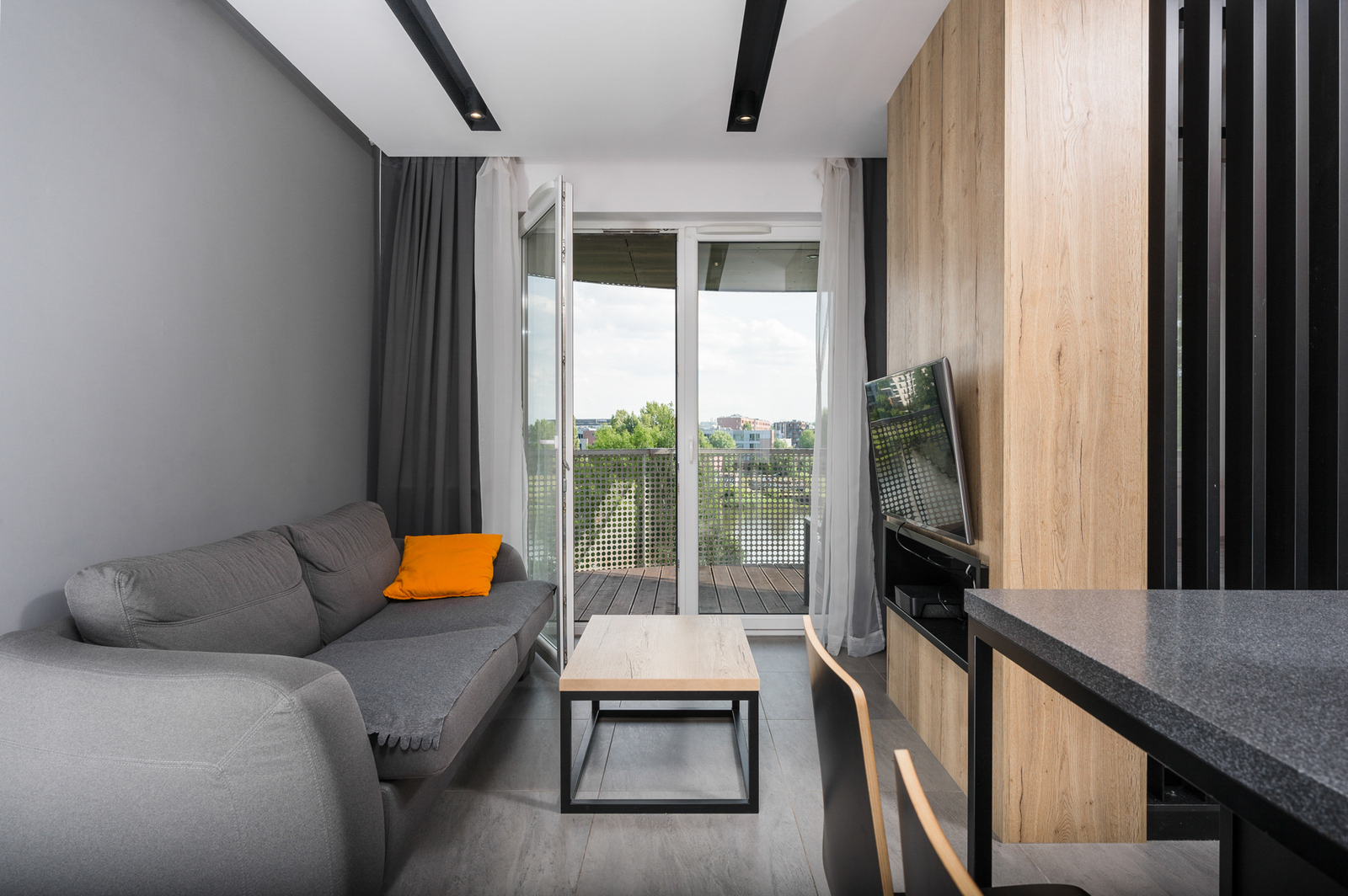 Studio with a large terrace & view of the Vistula!