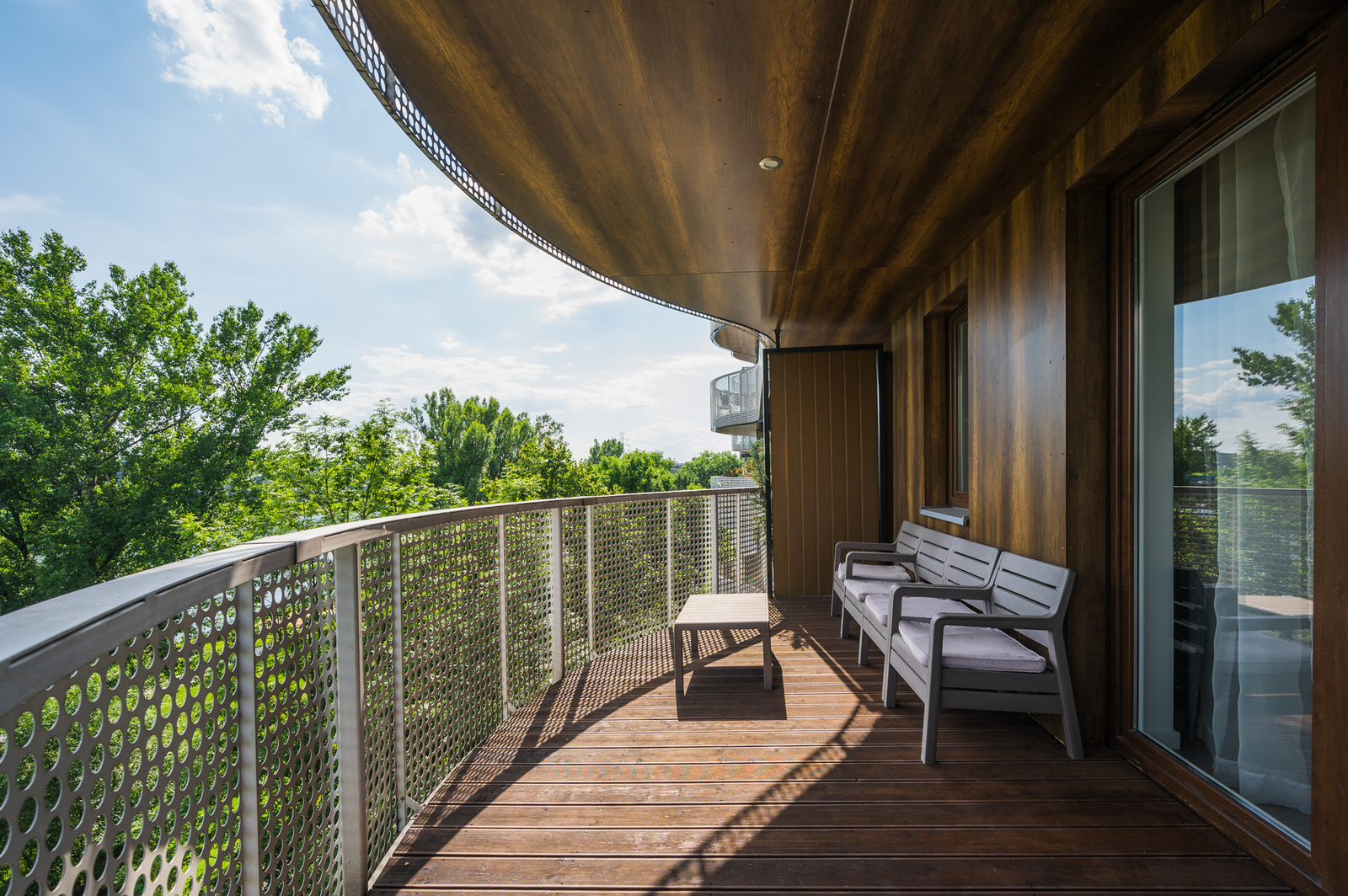 Studio with a large terrace & view of the Vistula!