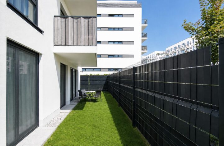 Stylish apartment with private garden!