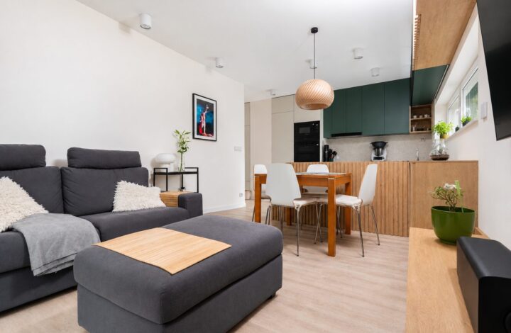 Stylish apartment with private garden!