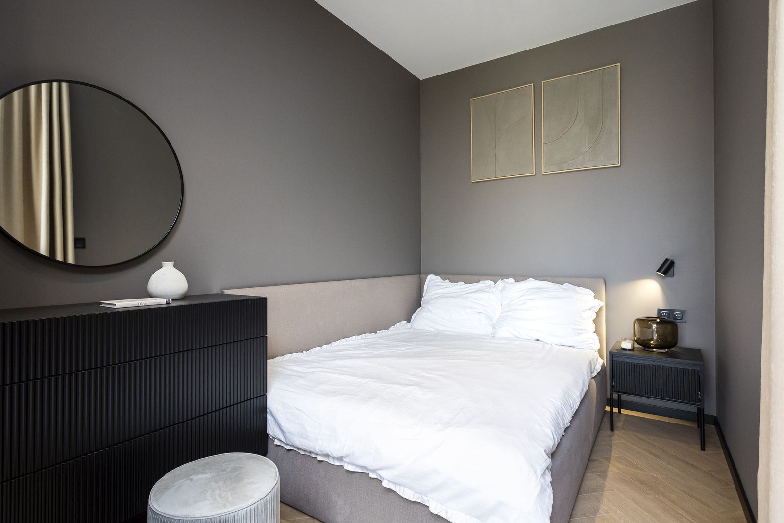 Nowy apartament studio z sypialnią w Noho N14